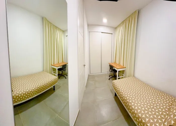 Airport Hébergement de vacances *